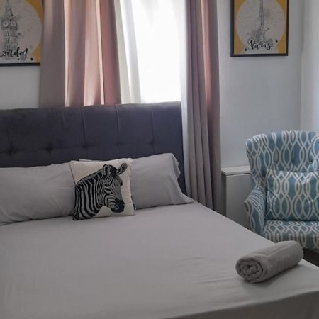 شقة Residencial Palmas De Gurabo سانتياغو دي لوس كاباليروس المظهر الخارجي الصورة