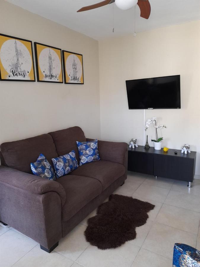شقة Residencial Palmas De Gurabo سانتياغو دي لوس كاباليروس المظهر الخارجي الصورة