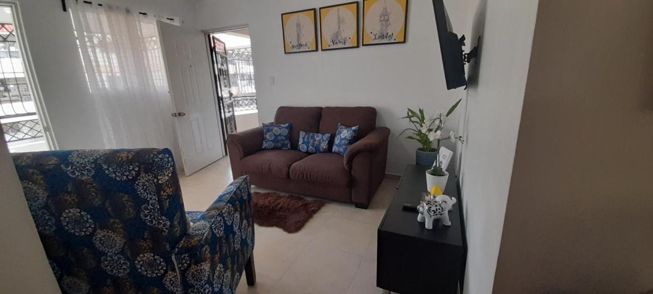 شقة Residencial Palmas De Gurabo سانتياغو دي لوس كاباليروس المظهر الخارجي الصورة